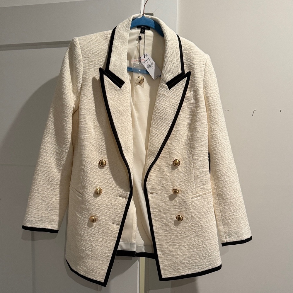 Express Cream Blazer with Black Accents